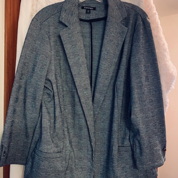 Roz & Ali Jackets & Blazers - Jacket